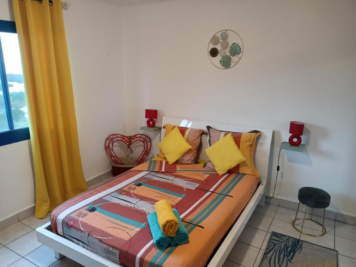 סנט-מארי Entre Mer Et Montagne, Appartement Climatise, Vue Mer, Wifi מראה חיצוני תמונה